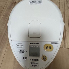 電気ポットの画像