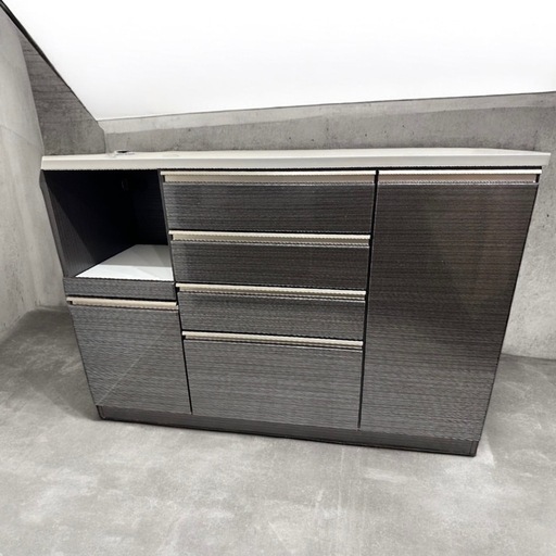 美品 食器棚 キッチンボード　レンジボード　キッチン収納　関家具　レンジ台　収納家具