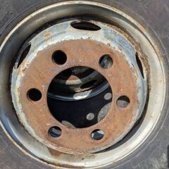 中型増トン車用6穴ホイール＆スタッドレス　6本セットの画像