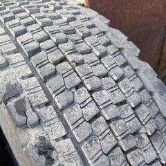 中型増トン車用6穴ホイール＆スタッドレス　6本セットの画像