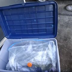 台車とケースの画像