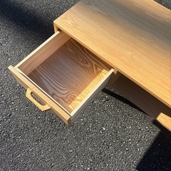 テレビ台？机？どちらでも使用可能なテーブルの画像