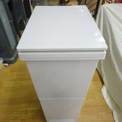 2段分別ごみ箱 38L フットペダル付き 幅26㎝×奥行37㎝×高さ79㎝ 上下臭い漏れ防止パッキン付き ゴミ箱 ダストボックス 西岡店の画像