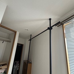 ハンガーラックの画像