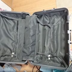 スーツケースの画像
