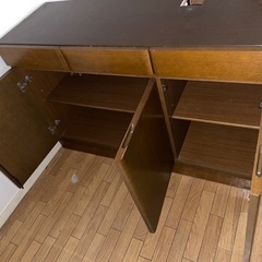 食器棚　キッチンボードの画像