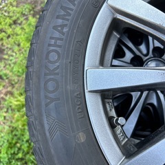 タイヤ4本の画像