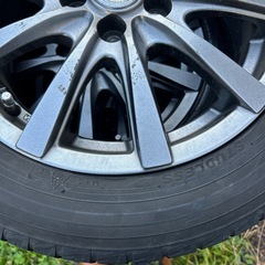 タイヤ4本の画像