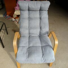 リクライニングチェアーの画像