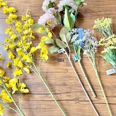 ウエディングブーケ　造花　フラワーアレンジメントの画像