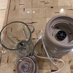 美品　アイリスオーヤマ ミキサー 1000ml IJM-S101-C アイボリーの画像