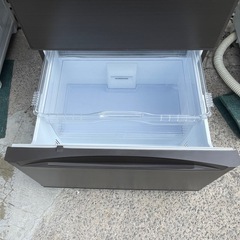 【リサイクルサービス八光】2017年製　三菱電機　MR-JX60C-RW 冷蔵庫 置けるスマート大容量 JXシリーズ ロイヤルウッド [600L /6ドア /観音開きタイプ]の画像