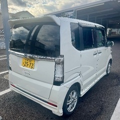 N BOX ｶｽﾀﾑG Lﾊﾟｯｹｰｼﾞ車検R8/1の画像
