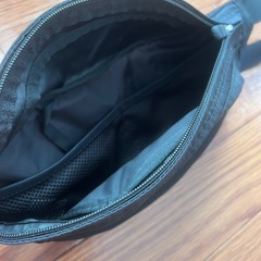 ノースフェイス　肩掛けバックの画像