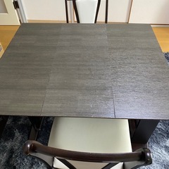 ダイニングテーブル 折りたたみ可能【あげます】の画像