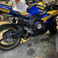 逆車　CBR1000 RRの画像