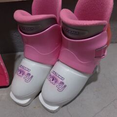 子ども用スキーセットの画像