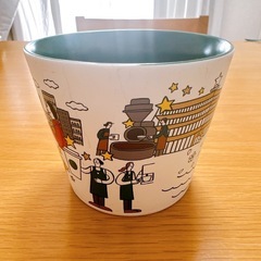 スターバックスマグカップ
の画像