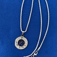 ホルスの目 ラウンドネック ペンダント ネックレスの画像