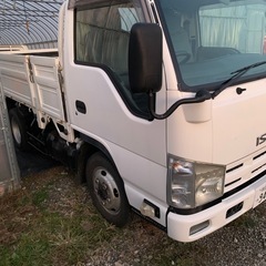 イスズ　ISUZU  トラック　車検有り　4WD の画像