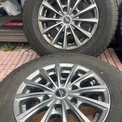 ハイエース 、キャラバン用アルミ付スタッドレス15インチ‼️の画像