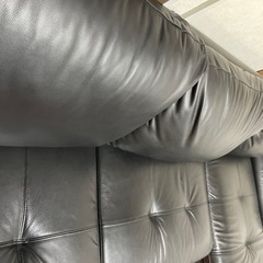 本革　特大ソファー　黒　リビング　事務所の画像