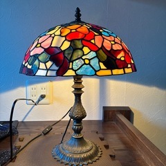 ステンドグラスランプの画像