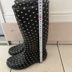 ドット柄 長靴の画像