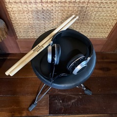 電子ドラムセットの画像