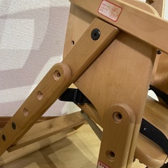 天然木製折りたたみハイローチェアの画像