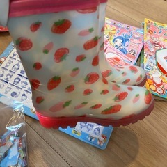 パズル　雑誌　長靴　カトラリーの画像