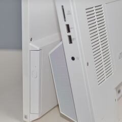 中古一体型パソコン NEC PC-GD187CCGH Windows11+office/core i7-10510U/爆速SSD1TB+HDD4TB/メモリ32B/23.8インチ/WEBカメラ/ブルーレイの画像