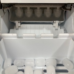 三金商事株式会社 ICE2200 高速製氷機 通電OK 動作品 A052の画像