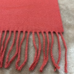 ジビエレドンナGIBIERRE donna大判マフラー大判ストール大判ショール大判スカーフ赤色無地ウール毛50％カシミヤカシミア25％縦202センチ横72センチイタリア製レディース女性用婦人ウィメンズwomen’sメンズmen’s男性用紳士ユニセックス男女兼用の画像