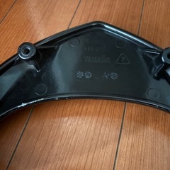 YAMAHA シグナスX 3型用 リアスポイラー（タンデムバー） ブラックの画像