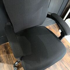 美品 アイリスオーヤマ オフィスチェア ブラックの画像