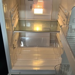 SHARP 冷蔵庫の画像