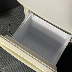 SHARP 冷蔵庫の画像