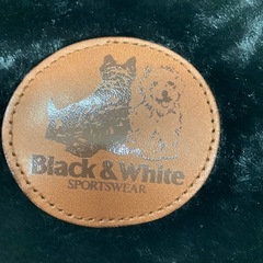 O2511-441  Black & White フェイクファー巾着2個セット　未使用の画像