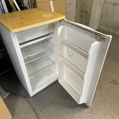 小型冷蔵庫の画像