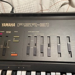 電子キーボード　YAMAHA PSR-31の画像