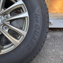 キャラバン用スタッドレスタイヤの画像