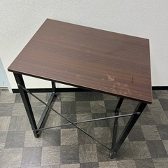 【取りに来てくださる方のみ】サンワダイレクト シンプルデスク パソコンデスク600×450×700 の画像