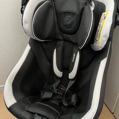 チャイルドシート　コンビ　Combi ネルーム
の画像