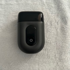 電動シェイバー　ひげ剃りの画像