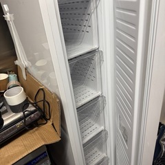 業務用冷凍庫の画像