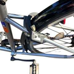 通勤・通学　クロスバイク　27インチ　feel sky 6段階変速付き　カギありの画像