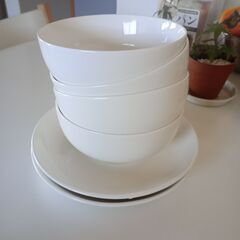 キッチンツール＋カトラリーまとめ売り（トレー付き）＋白ボウル3／プレート2 セットお譲りします（修学院駅徒歩2分）の画像