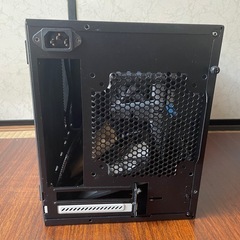Fractal Design NODE 304  PC パソコンケースの画像