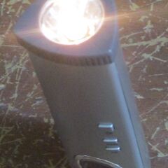 ☆ポータブル・ライトクロック◆便利な時計＆ライト・災害時などにも助かるの画像